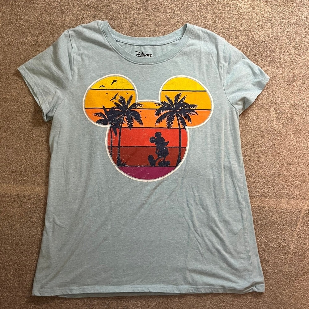Disney Mickey Mouse Tropical Sunset Graphic Tee Light Blue Womens Medium Beach